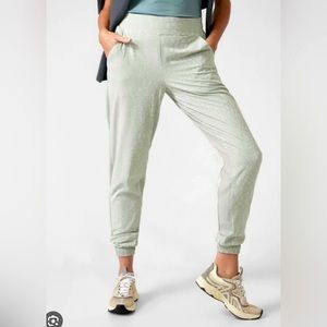 Athleta Brooklyn Lined Textured jogger